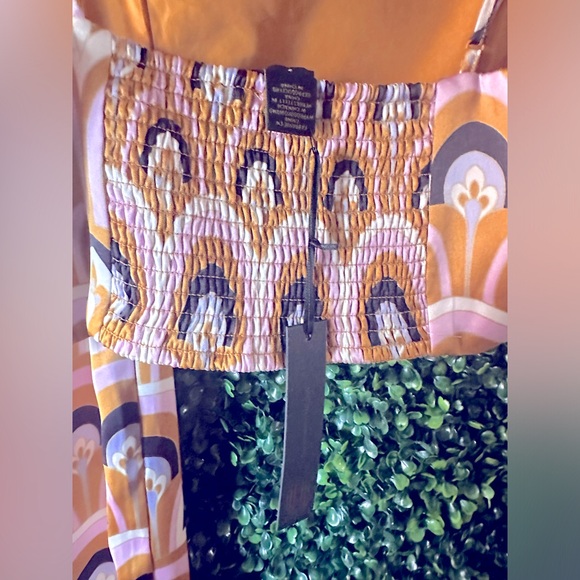 NWT House of Harlow Abstract Design Pants Set - Picture 4 of 4